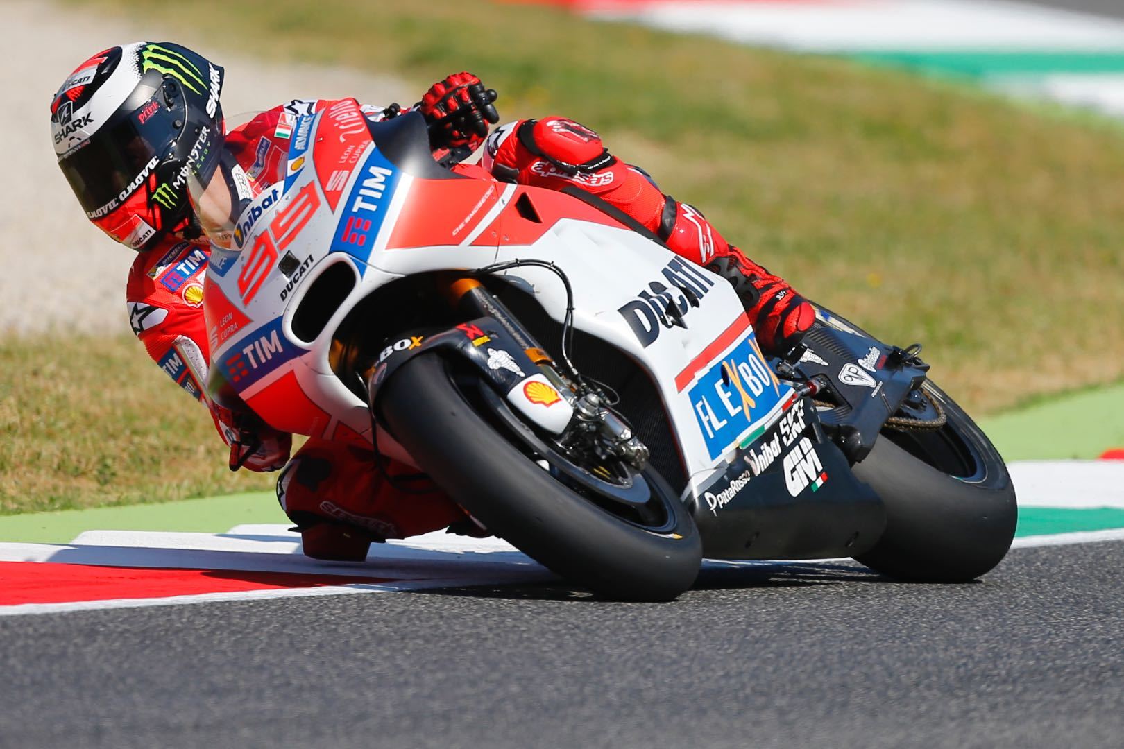 Ducati ar trebui să recupereze diferențe “imposibile” de timpi ca să îl bată pe Marquez și să îi ia titlul