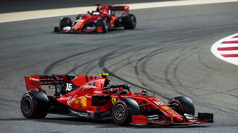 Formula 1 Bahrain: Ghinionul Ferrari aduce victoria lui Hamilton