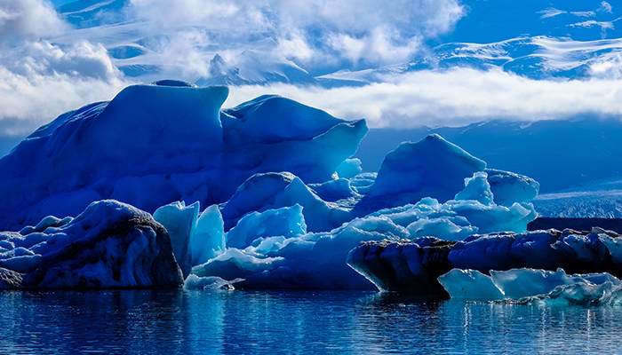 Prima scurgere activa de metan de pe fundul marii descoperita in Antarctica
