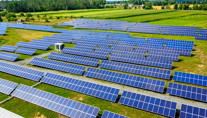 Noi detalii despre a doua ferma mare de energie solara din Henderson County