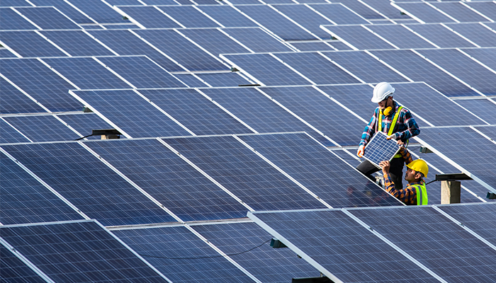 China vrea o “rivalitate amiabila” cu Germania in cursa pentru panouri solare mai bune