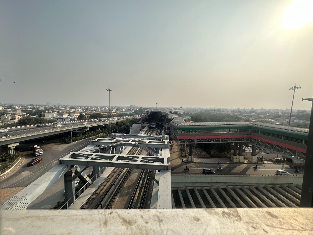 Poluarea opreste lucrarile de constructii in Delhi