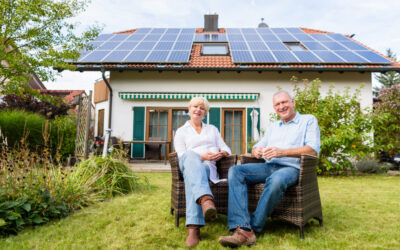 Pesionarii trec la energia solara pentru a economisi bani si a folosi in continuare electricitate