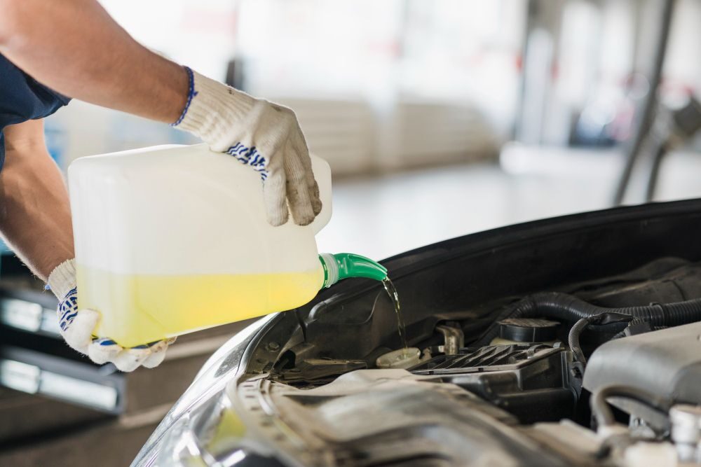 10 intrebari esentiale despre uleiul de motor