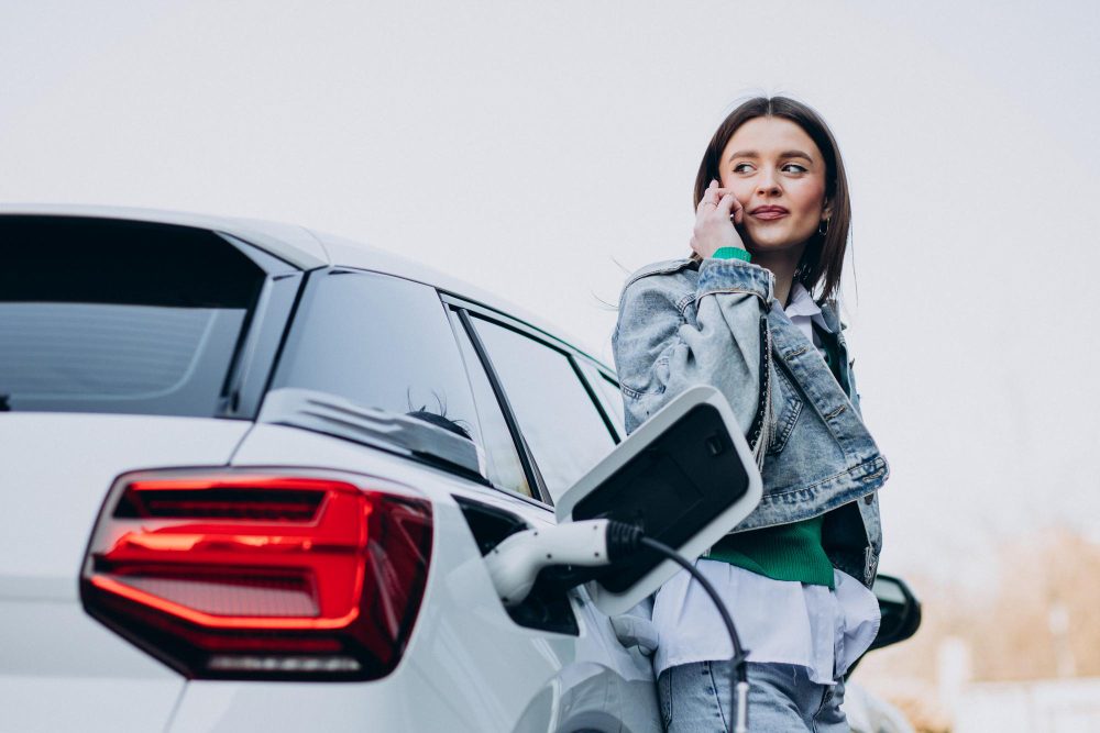 Cum sa scapi de barierele in calea adoptarii vehiculelor electrice